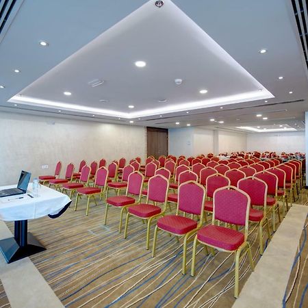 Center Hotel Sharjah Exterior photo