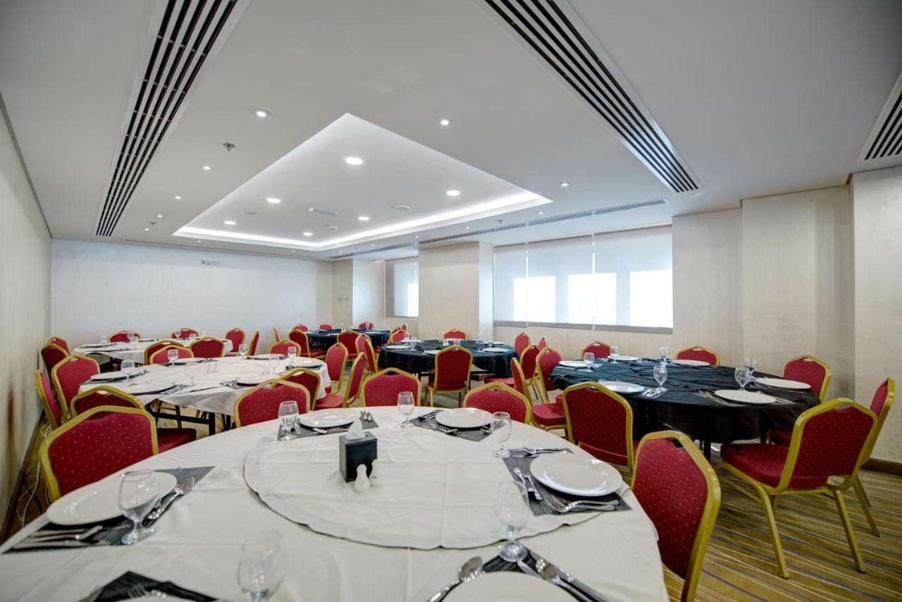 Center Hotel Sharjah Exterior photo