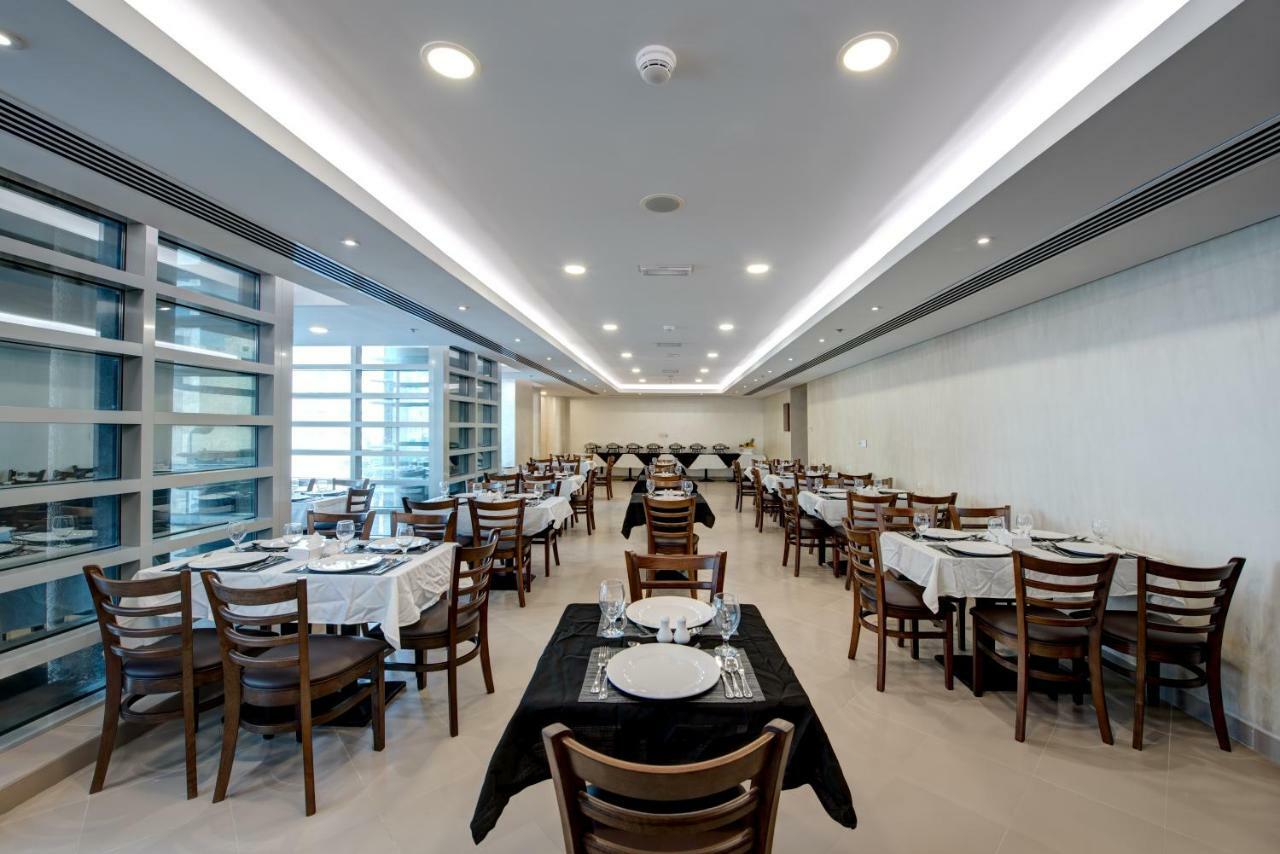 Center Hotel Sharjah Exterior photo